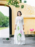 Gợi ý trang phục đi dự đám cưới - áo dài lụa Vạn Phúc của Moon Xinh 