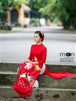 Dịu dàng thay người phụ nữ Việt trong tà áo dài lụa 