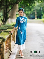 Gói trọn mùa thu Hà Nội trong bộ sưu tập áo dài mới nhất của Moon Xinh