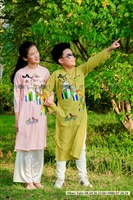 Các mẫu áo dài Tết cho bé trai bé gái ở Moon Xinh 